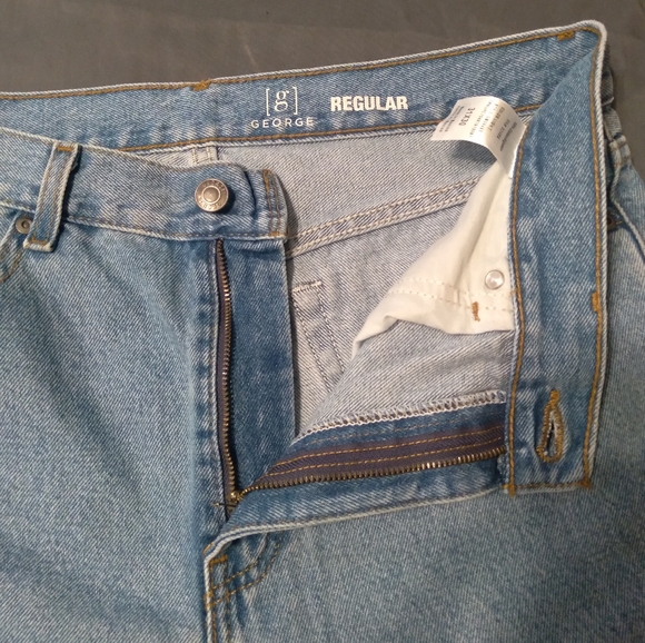 George Jean's Regular - Picture 2 of 4